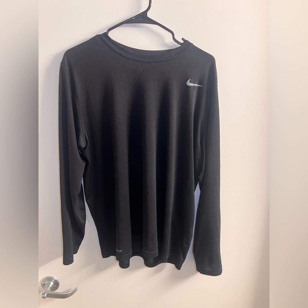 Pre-Owned Nike Dri-FIT Long Sleeve Performance Shirt - XL, Black